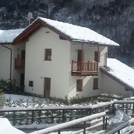 Apartment Scenic At The Center Of